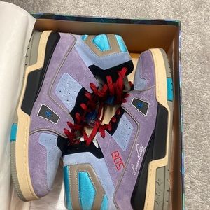 LV TRAIL SNEAKER BOOT 430N PURPLE